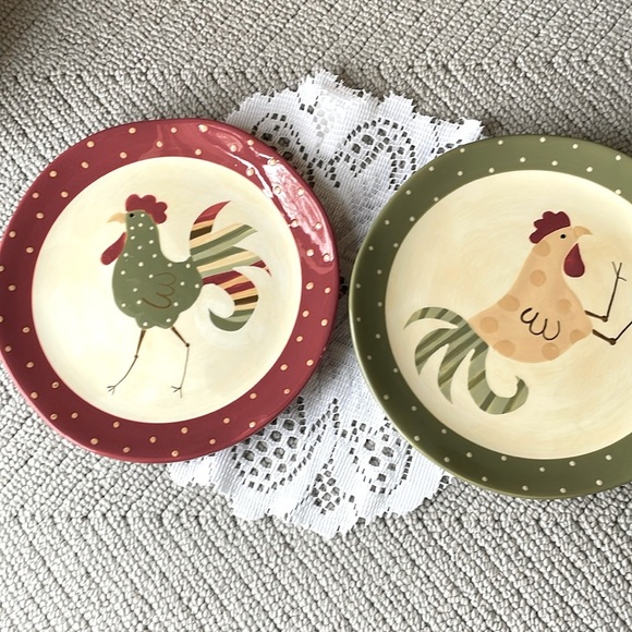 Worchester Rooster Plates - Picture 1 of 4